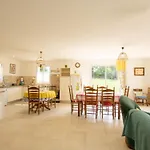 Prázdninový dům Maison Recente Avec Terrasse Et Equipements Pour Enfants En Dordogne - Fr-1-616-334 Sainte-Orse